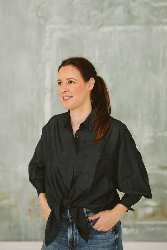 Camicia nera stampa damascata