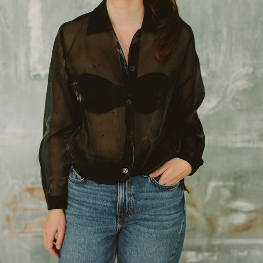 Camicia nera trasparente